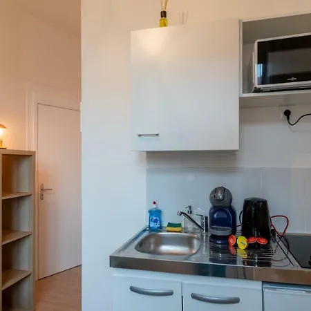 Le Petit Studio De *